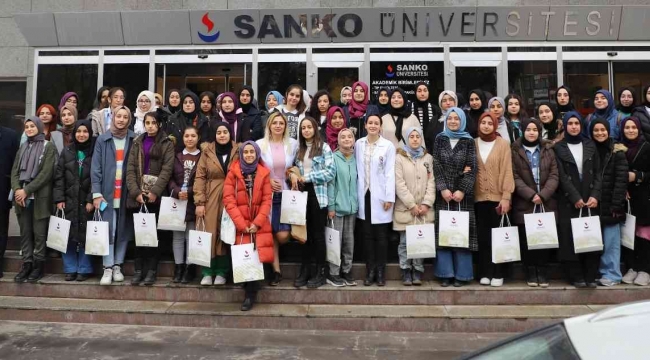 Lise öğrencilerinden SANKO Üniversitesi'ne ziyaret