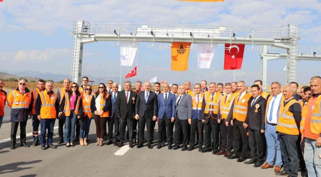 Mersin sanayicisinin hasretle beklediği bağlantı yolu hizmete açıldı