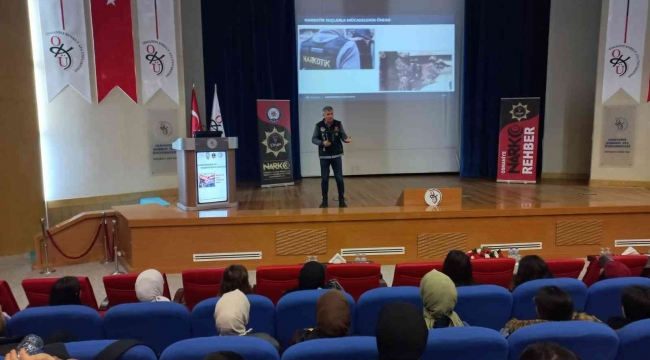 Osmaniye'de üniversite öğrencilerine 'Narko gençlik' eğitimi