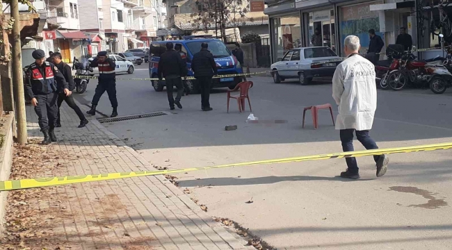 Sokak ortasında kavga kanlı bitti: 1 ölü