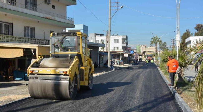 Tarsus'ta yol çalışmaları sürüyor