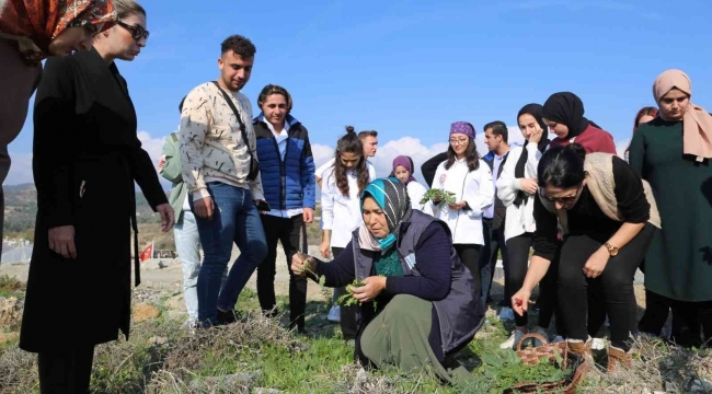 Üniversite öğrencilerine geleneksel tarım ve yenebilir otlar öğretildi