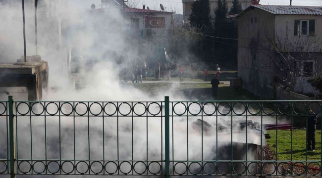 Kahramanmaraş'ta evin deposu yandı