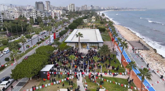 Mersin'de 'Adres Okuma Salonu' açıldı