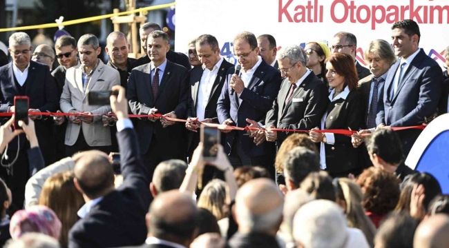 Mersin'de 'Kent Meydanı ve Katlı Otopark' projelerinin açılışı gerçekleştirildi