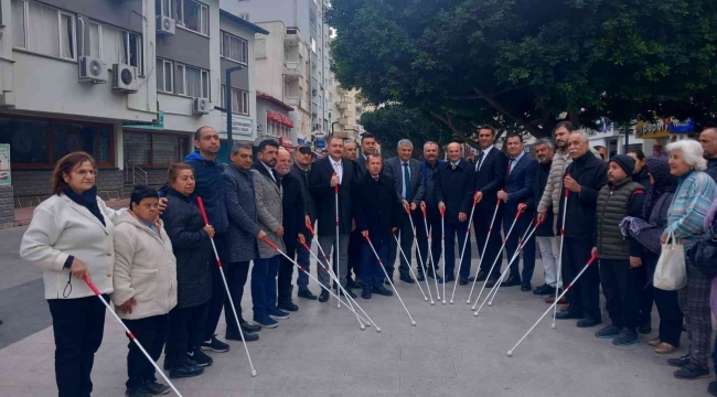 Tarsus'ta farkındalık için ''Beyaz Baston'' ile yürüdüler