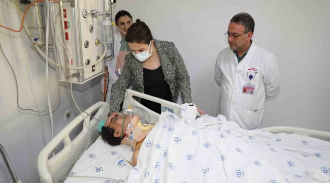 222 saat sonra kurtarılan Melike, Adana'da sağlığına kavuşuyor