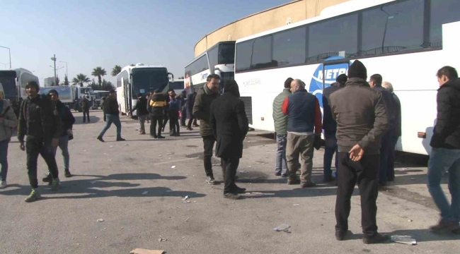 Hatay'da depremzedelerin tahliyeleri devam ediyor