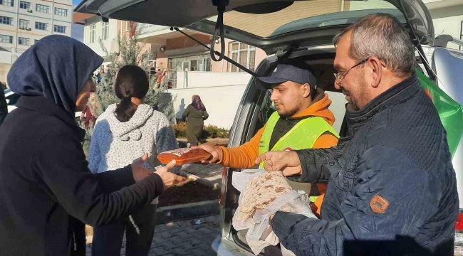 İMKANDER, depremzedeleri yalnız bırakmadı