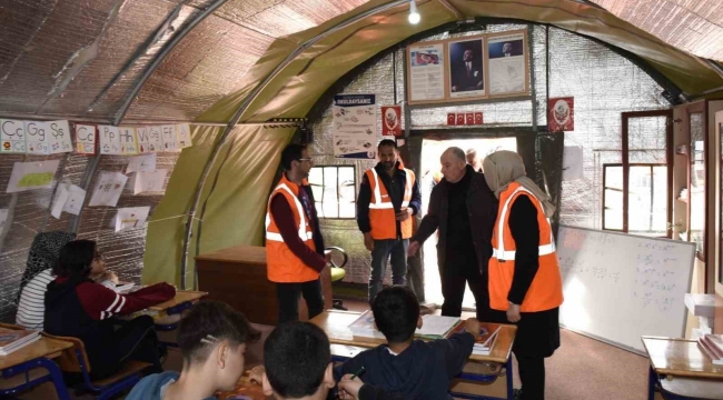 Kahramanmaraş'taki çadır kentlerde sınav öğrencileri için DYK başladı