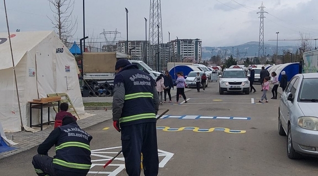 Adıyaman'daki depremzede çocuklar için oyun alanları oluşturuluyor