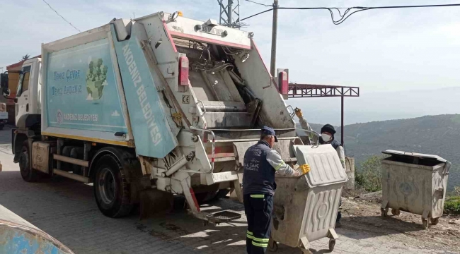 Akdeniz Belediyesi günde 400 ton çöp topluyor