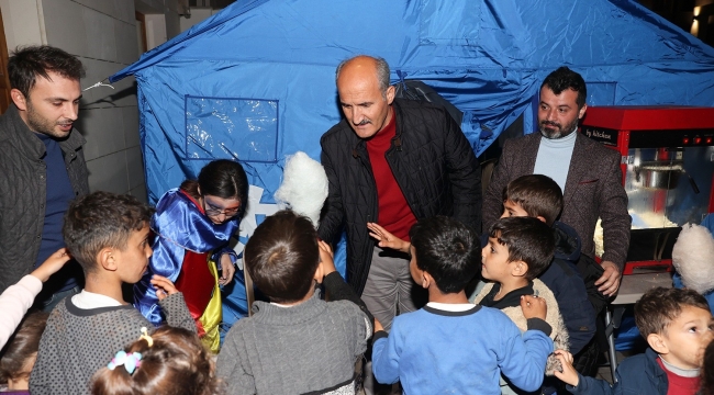 Dulkadiroğlu'nda çocuklara moral çadırı kuruldu