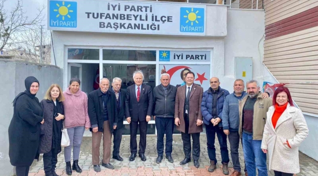 İyi Parti Adana Milletvekili Aday Adayı Akyürek, temayül öncesi Adana'yı karış karış gezdi