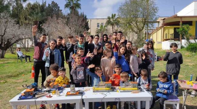 Konukevinde kalan çocuklar hem eğlendi hem öğrendi