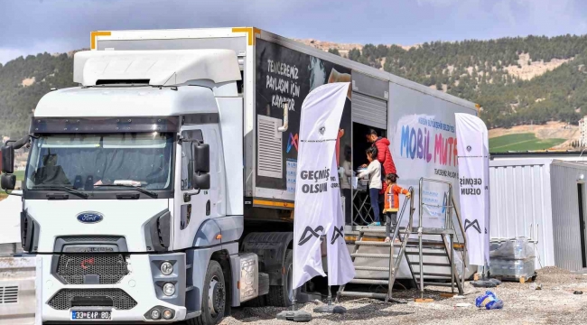 Mersin Büyükşehir Belediyesi, Adıyaman'da çalışmalarını sürdürüyor