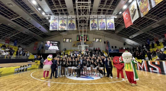 Tarsus Belediyesi Kadın Basketbol Takımı, Süper Lig'e yükseldi