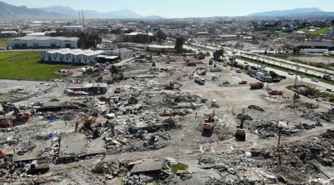 40 yıllık emekleri 40 saniyede enkaz oldu