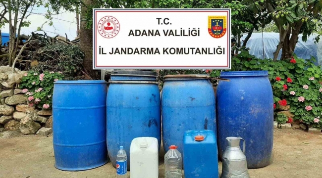 Adana'da bin 730 litre sahte içki ele geçirildi