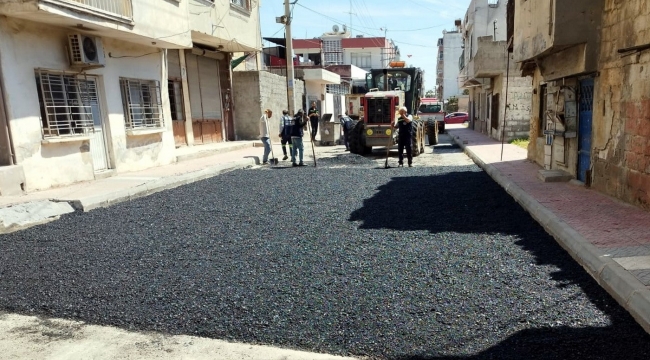 Akdeniz'de asfalt çalışmaları hız kazandı