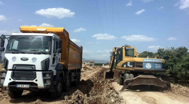 Akdeniz'de yol açma çalışmaları sürüyor