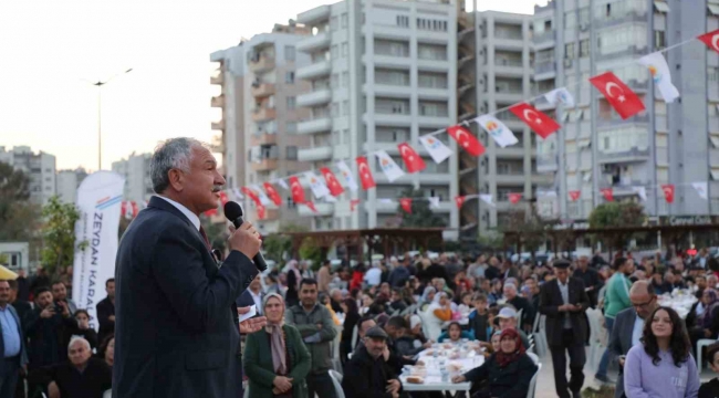 Başkan Karalar, Kozanlılarla iftarda buluştu