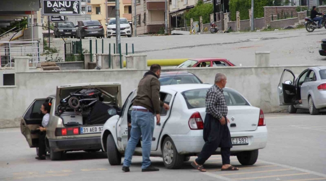 Deprem bölgesi Hatay'da bayram yoğunluğu, yakınlarına destek için geldiler