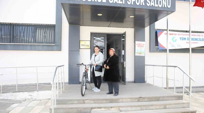 Gaziantep'te üretilen 100 bin bisikletin dağıtımı sürdürüyor
