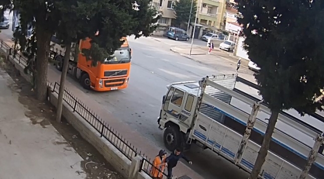 Kapkaç zanlıları önce kameraya sonra polise yakalandı