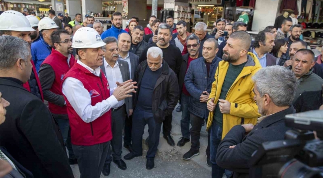 Mersin'in İstiklal Caddesi yenileniyor