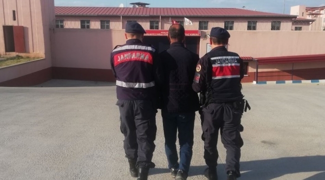 Osmaniye'de hakkında verilmiş 6 yıl 3 ay hapis cezası bulunan firari hükümlü yakaladı