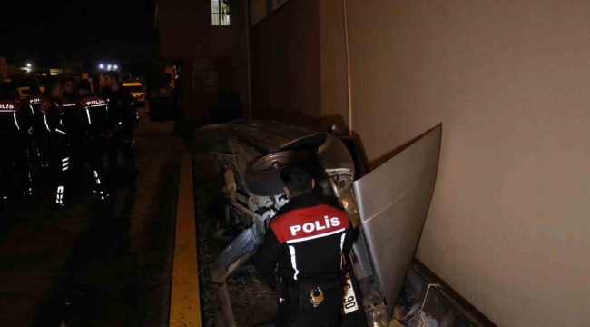 Polisin 'dur' ihtarına uymadı, kaçmaya başlayan alkollü sürücü kaza yaptı