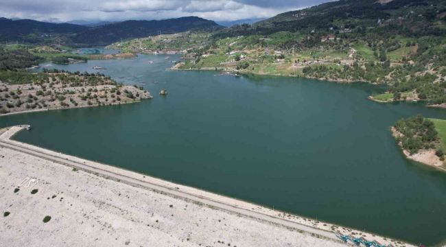 Depremin vurduğu çiftçilere barajlar can suyu olacak