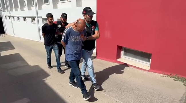 Adana'da 2 uyuşturucu satıcısı operasyonla yakalandı
