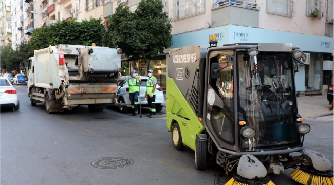 Akdeniz'de sokaklar temizleniyor