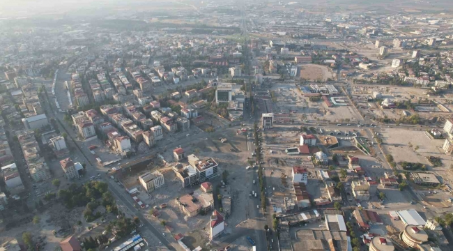 Deprem şehri Kahramanmaraş 8 ay sonra havadan görüntülendi