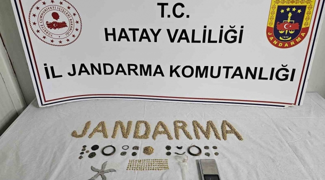 Hatay'da evinde yapılan aramada 8 bin 248 küçük altın sikke ele geçirilen şahıs gözaltına alındı