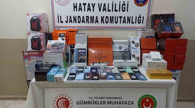 Hatay'da kaçak cep telefonu operasyonu