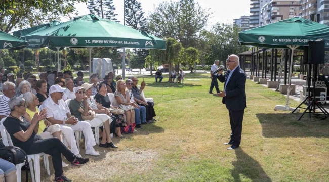 Mersin'de yaş almışlara "Yaşlılar Günü" etkinliği