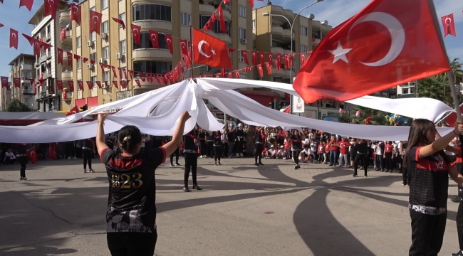 Osmaniye'de Cumhuriyet'in 100. yılı coşkuyla kutlandı