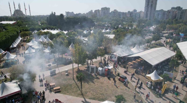 Uluslararası Adana Lezzet Festivali heyecanı sürüyor