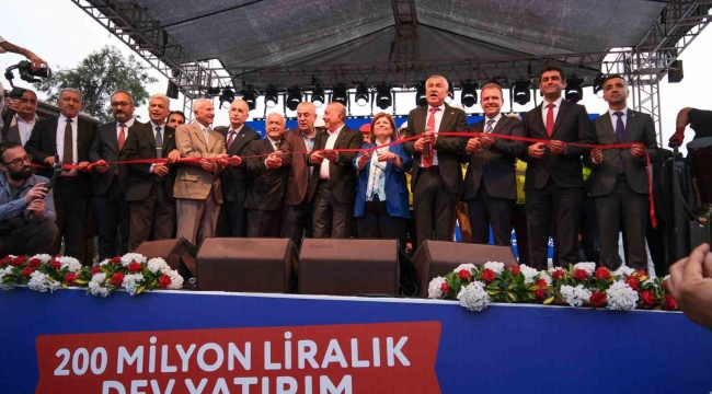 200 milyon liraya mal olan Şakirpaşa Alt Geçidi'nin açılışı gerçekleştirildi