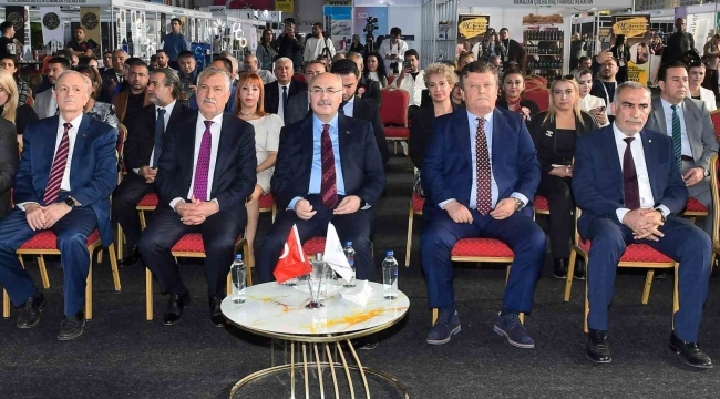 5. Adana Güzelik Fuarı'nın açılışı yapıldı