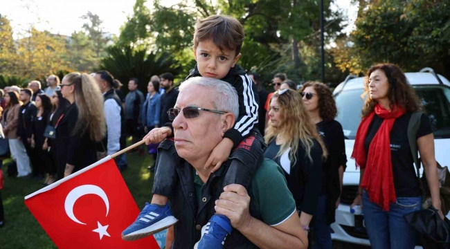 Adana'da hayat Ata için 1 dakikalığına durdu