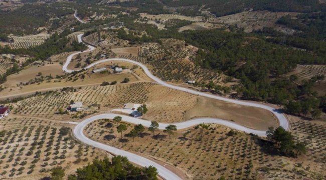 Gülnar'da yollar yenileniyor