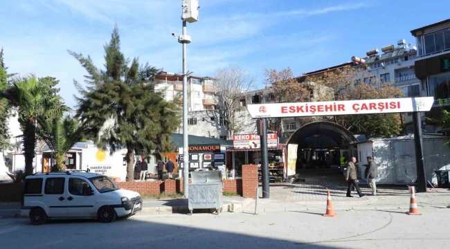 Hatay'da prefabrik iş yeri esnafı halinden memnun