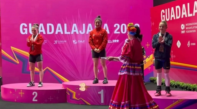 Mersinli halterci Gamze Altun dünya şampiyonu