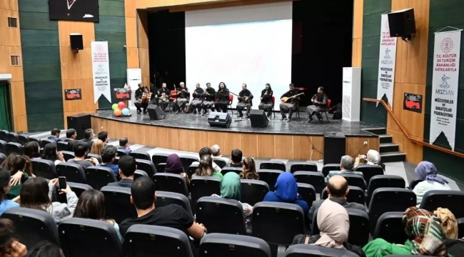 Osmaniye'de 'Asrın Felaketi Kültür ve Sanat Etkinlikleri' çerçevesinde konser düzenlendi