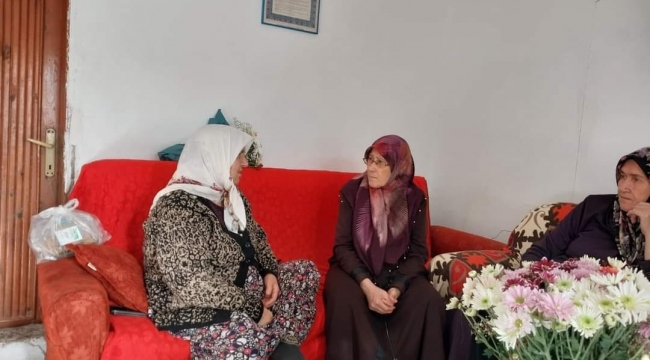 Şehit annesi Topsakaloğlu: "Ne mutlu ki bizler şehit annesiyiz"