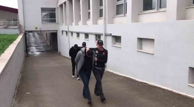 Adana'da operasyonda yakalanan 4 torbacı tutuklandı